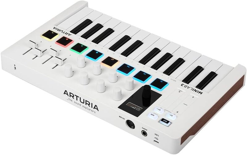 Arturia لوحة مفاتيح MIDI مدمجة MiniLab 3 ووحدة تحكم باد | حزمة بيضاء مع كابل MIDI بطول 6 أقدام + قطعة قماش تنظيف من الألياف الدقيقة (3 عناصر) - Image 4